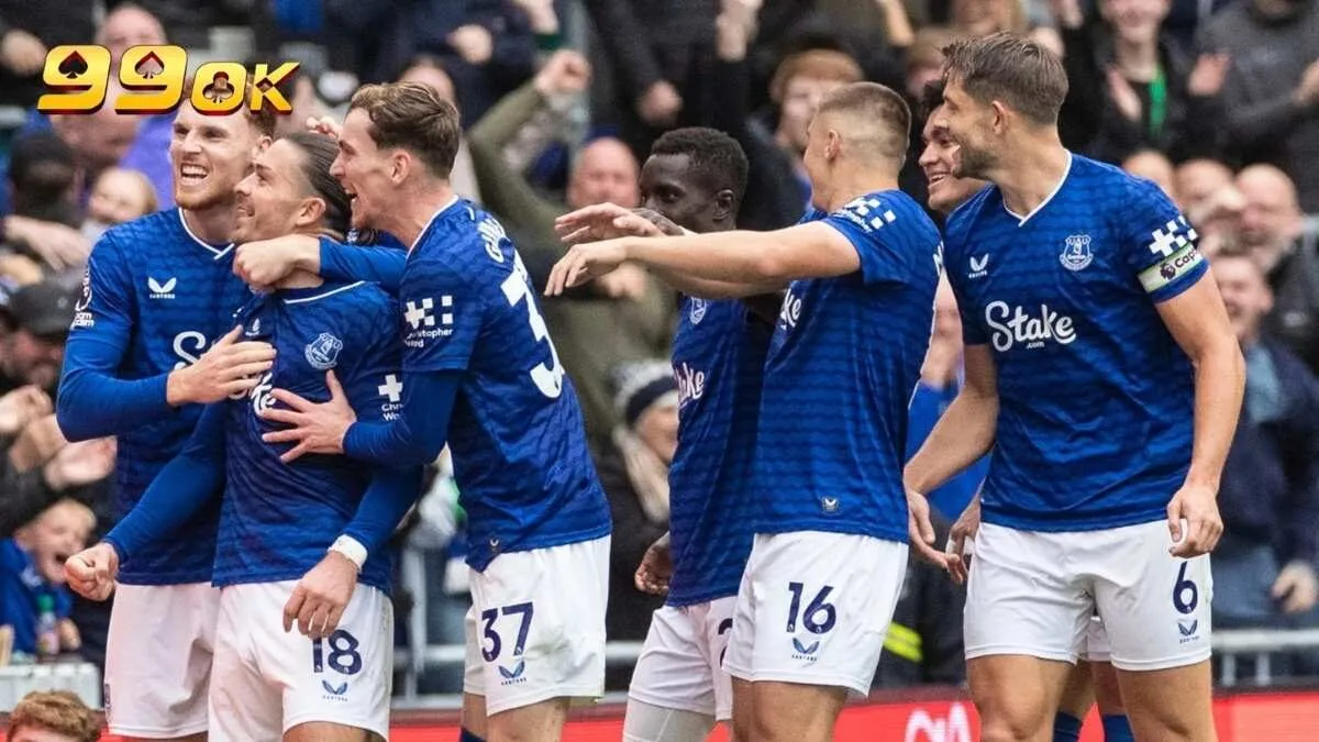 Goodison Park hay 'sàn đấu' đỉnh cao? Với 99ok, mỗi trận cầu của Everton đều là một ván bài lịch sử, nơi bản lĩnh và truyền thống luôn 'tất tay' cho chiến thắng